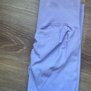 Lilac Leggings - Stretchy scrunch butt